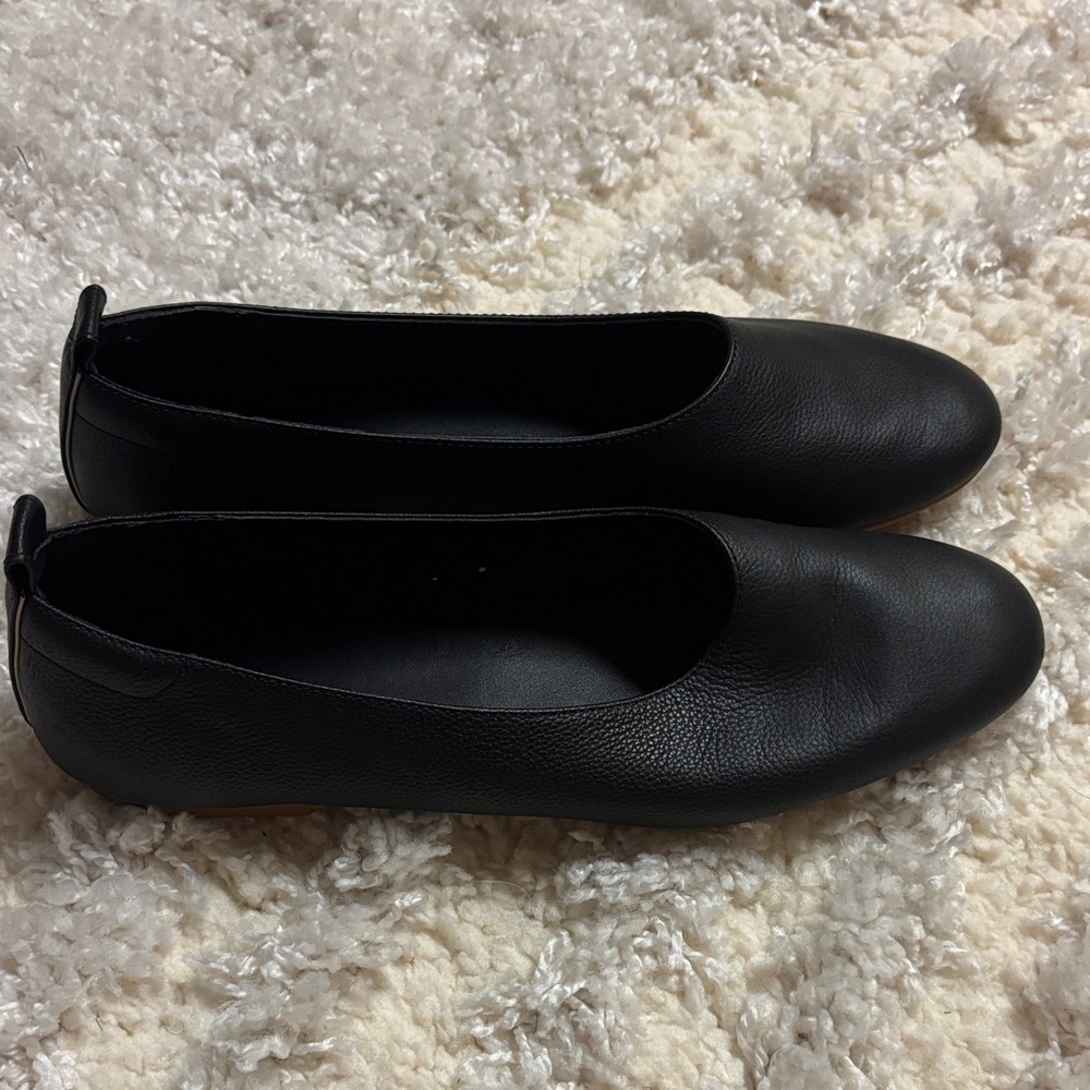 Everlane Black Leather Ballet Flats